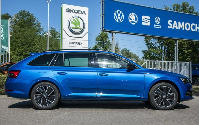 Skoda Superb cena 177900 przebieg: 5, rok produkcji 2024 z Borne Sulinowo małe 379